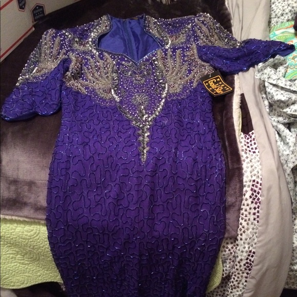 Gold Star full length beaded blue dress (size L) - Picture 5 of 7